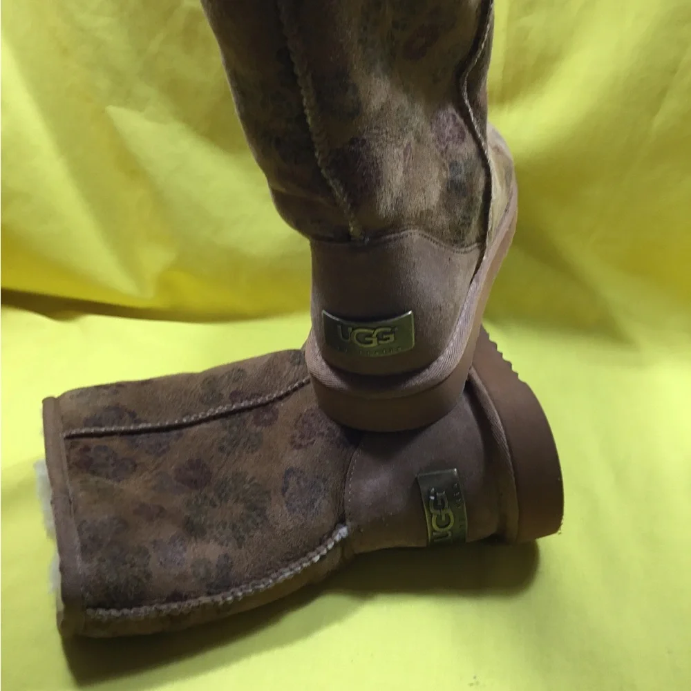 UGG women suede